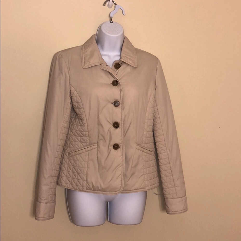 Women’s fall jacket, good condition